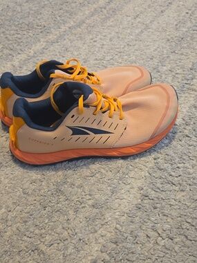 ​Altra Superior 5 Trail Running Shoes Women’s 10.5 Peach Orange ALOA5483681